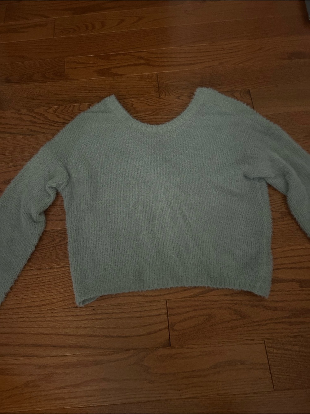 Hollister Fuzzy Cropped Crewneck Sweater - Gray